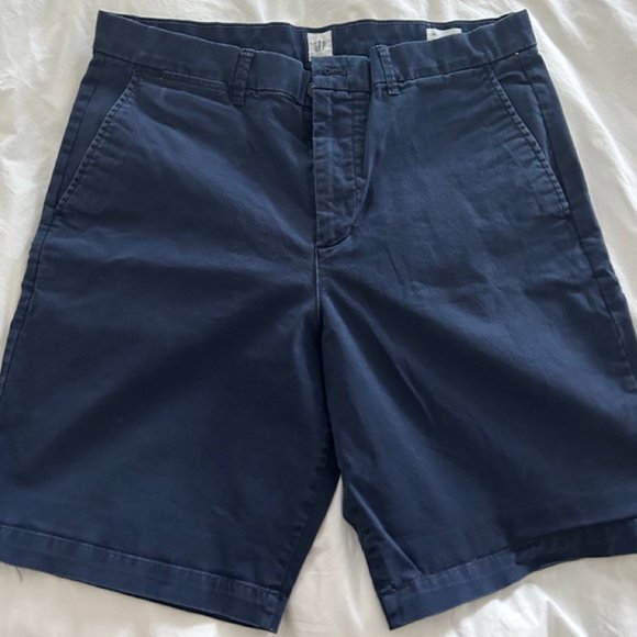 Men's Gap 10" Vintage Chino Shorts, Navy Sz. 34 - Picture 2 of 4